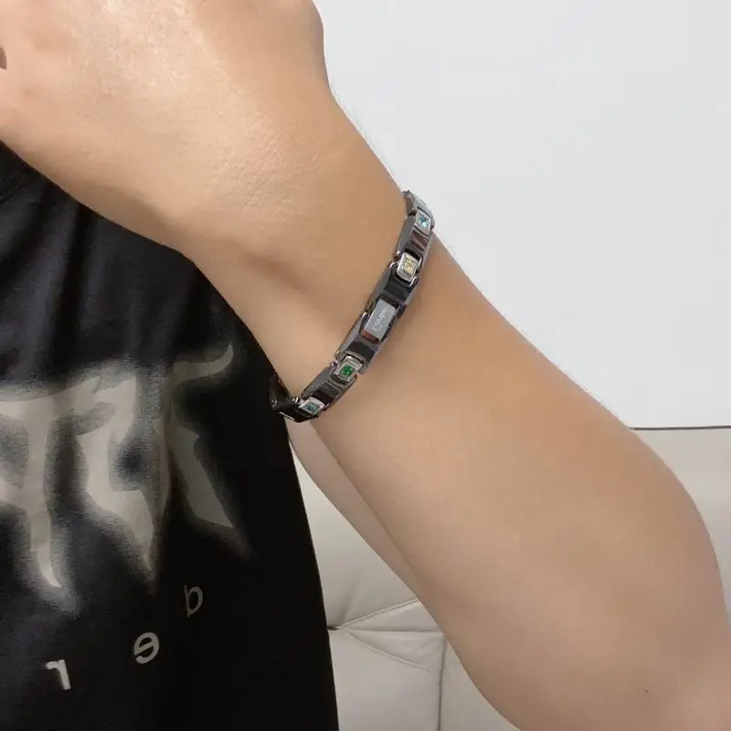 Cartier bracelet 10lyx11 (9)