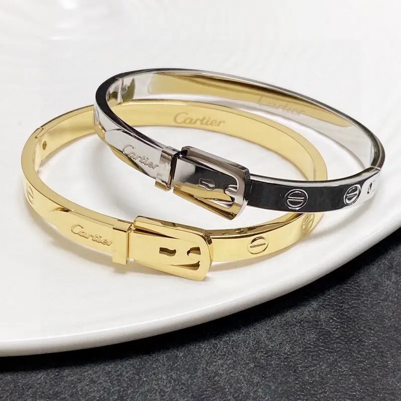 Cartier bracelet 10lyx10 (9)