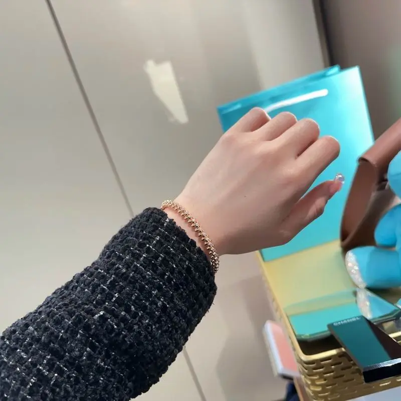 Cartier bracelet 11lyx35 (6)