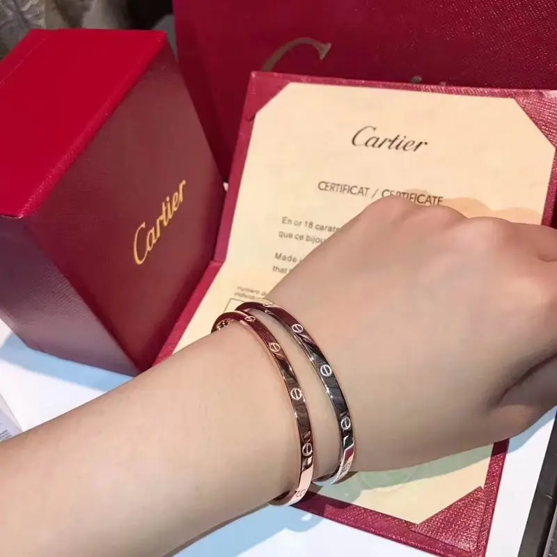 Cartier bracelet 09lyx4 (9)