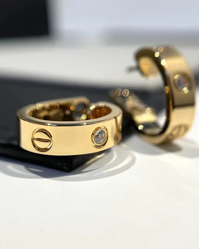 Cartier earring 12lyx20 (9)