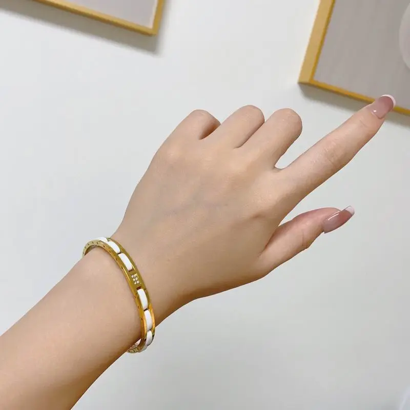 Cartier bracelet 09lyx7 (9)