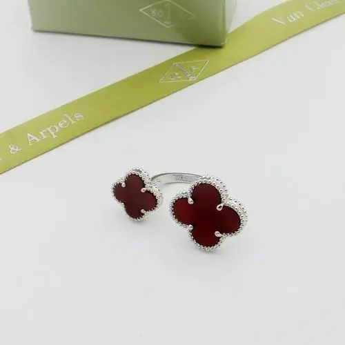 Van Cleef & Arpels ring 04lyh11 (1)