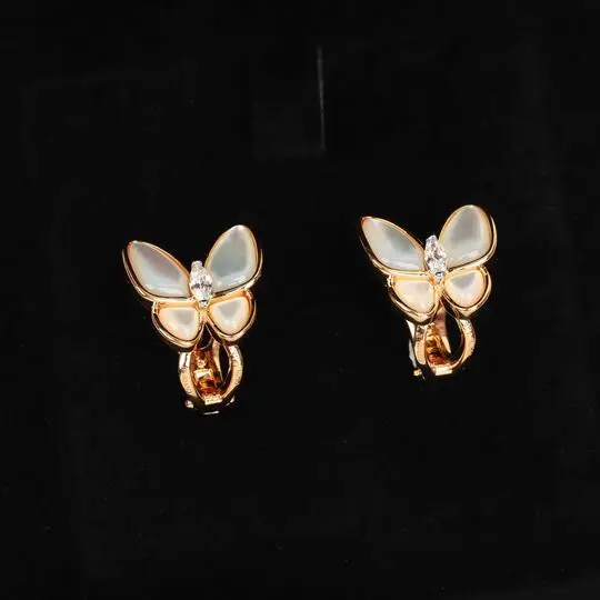 Van Cleef & Arpels earring 04lyh15 (1)