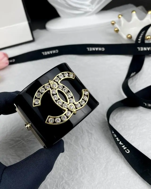 Chanel bracelet 1lyx8 (6)