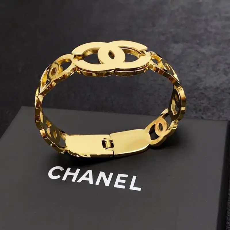 Chanel bracelet 1lyx26 (9)