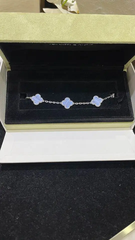 Van Cleef & Arpels bracelet17 (5)