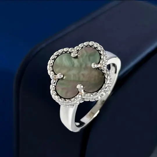 Van Cleef & Arpels ring lyh03 (9)