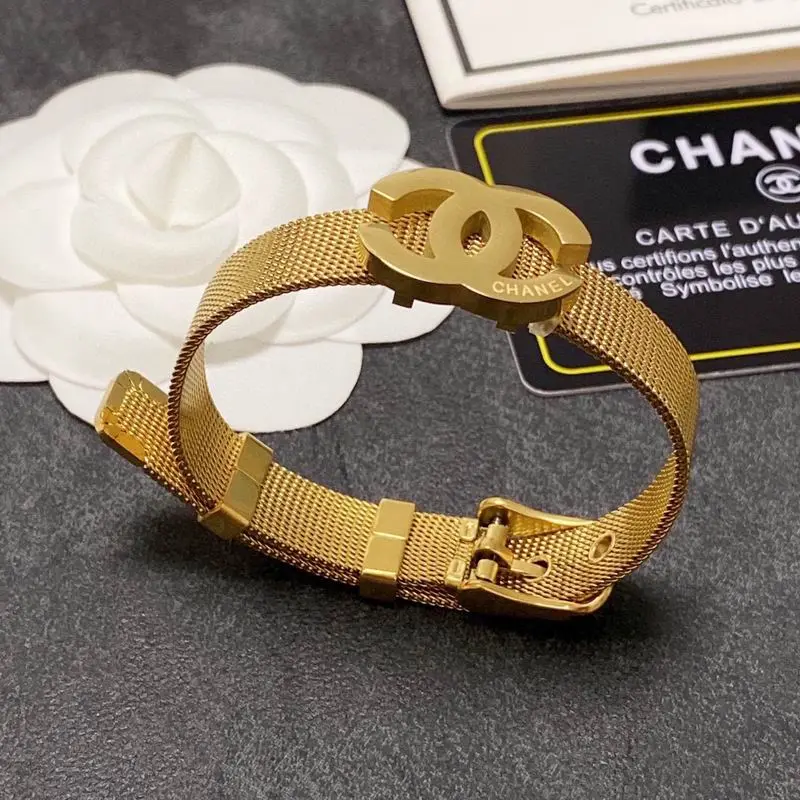 Chanel bracelet 1lyx18 (9)