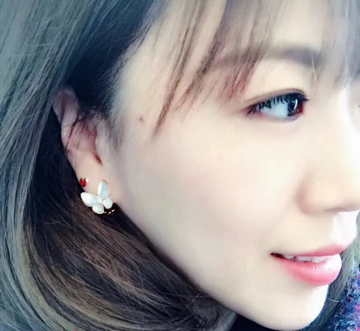 Van Cleef & Arpels earring 04lyh11 (1)