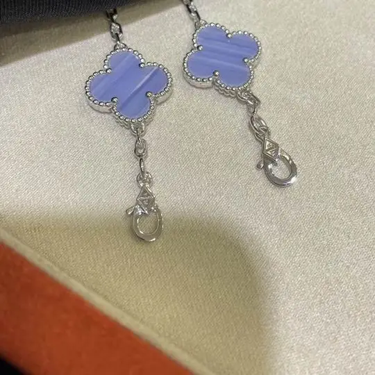 Van Cleef & Arpels bracelet 04lyh31 (1)