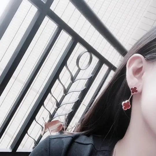 Van Cleef & Arpels earring 04lyh13 (1)