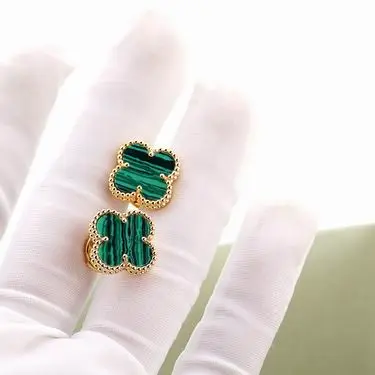 Van Cleef & Arpels earring 04lyh06 (1)