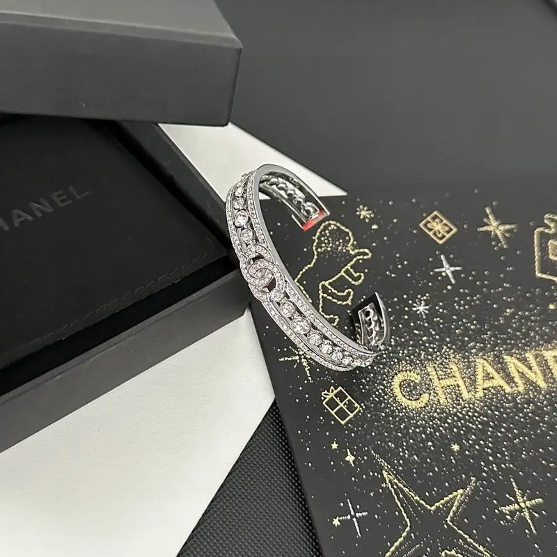 Chanel bracelet 1lyx34 (5)