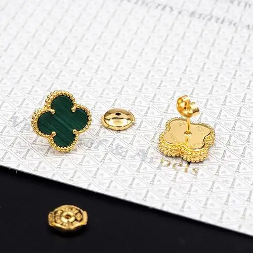 Van Cleef & Arpels earring 12lyh20 (1)