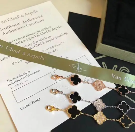 Van Cleef & Arpels bracelet06 (8)