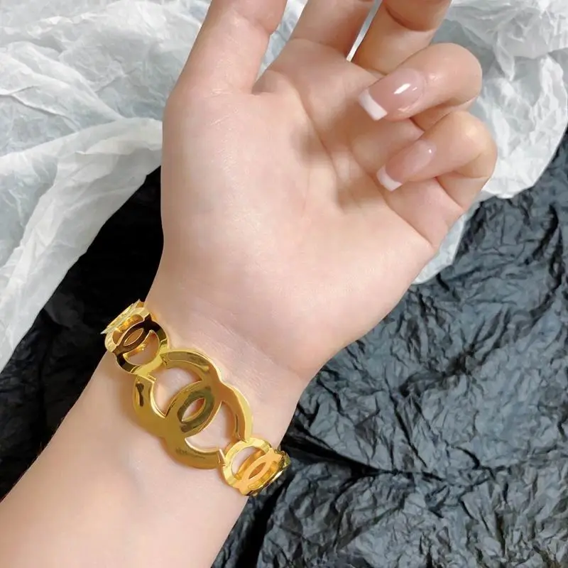 Chanel bracelet 1lyx26 (9)