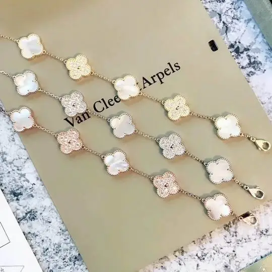 Van Cleef & Arpels bracelet 04lyh24 (1)