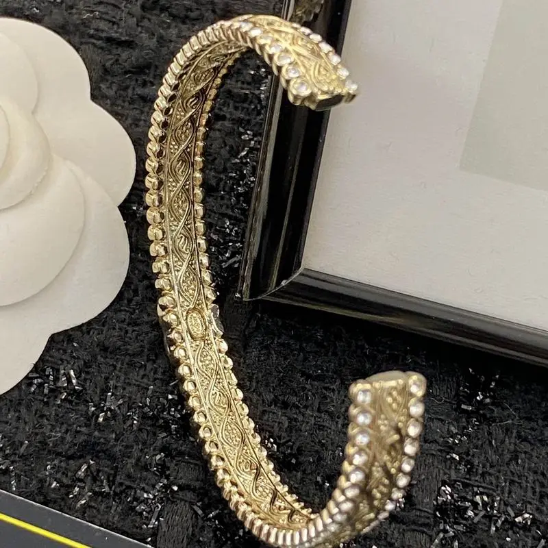 Chanel bracelet 1lyx32 (9)