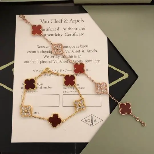 Van Cleef & Arpels bracelet13 (6)