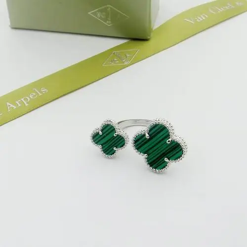Van Cleef & Arpels ring 04lyh11 (1)