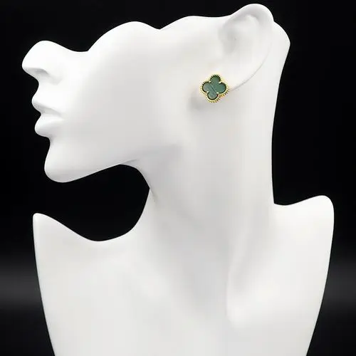 Van Cleef & Arpels earring 12lyh20 (1)