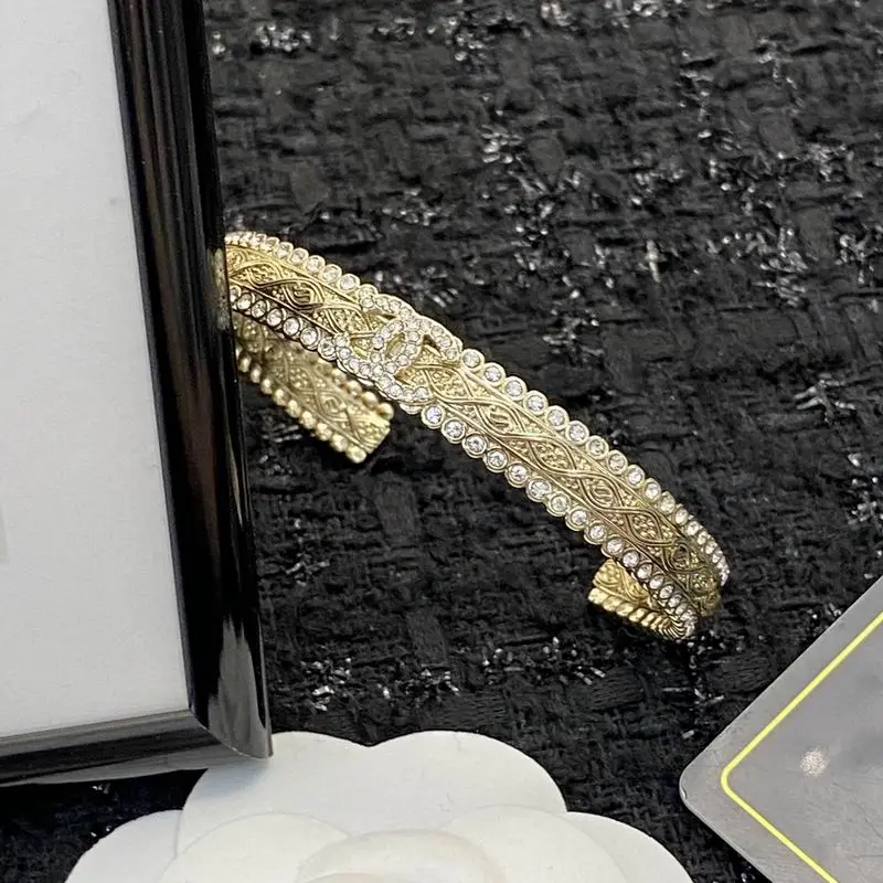 Chanel bracelet 1lyx32 (9)