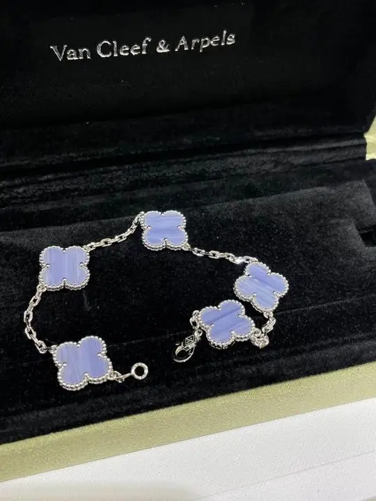 Van Cleef & Arpels bracelet 04lyh31 (1)