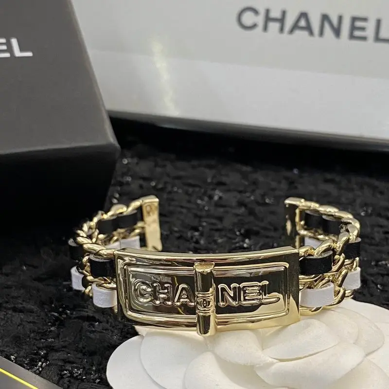 Chanel bracelet 1lyx33 (9)