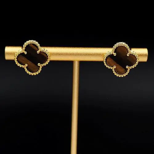 Van Cleef & Arpels earring 12lyh20 (1)