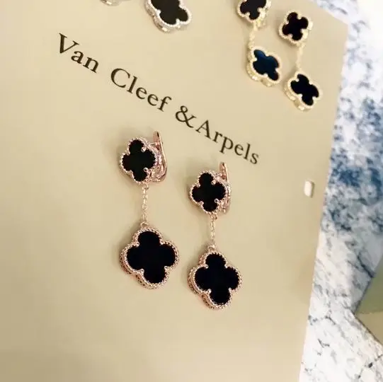 Van Cleef & Arpels earring 04lyh14 (1)