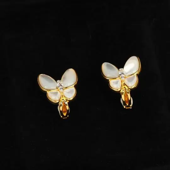 Van Cleef & Arpels earring 04lyh15 (1)