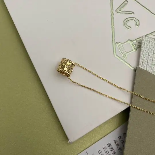 Van Cleef & Arpels necklace lyh08 (6)