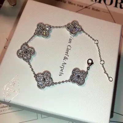 Van Cleef & Arpels bracelet11 (8)