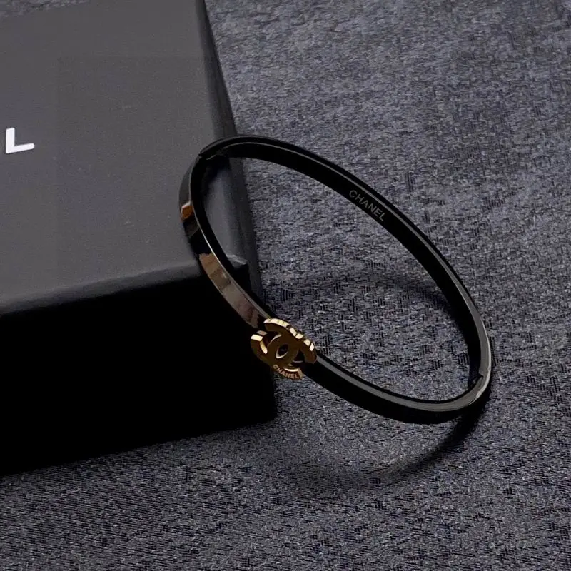 Chanel bracelet 1lyx19 (9)