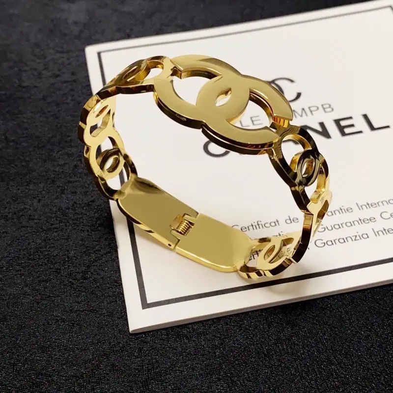 Chanel bracelet 1lyx26 (9)