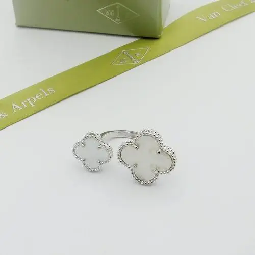 Van Cleef & Arpels ring 04lyh11 (1)