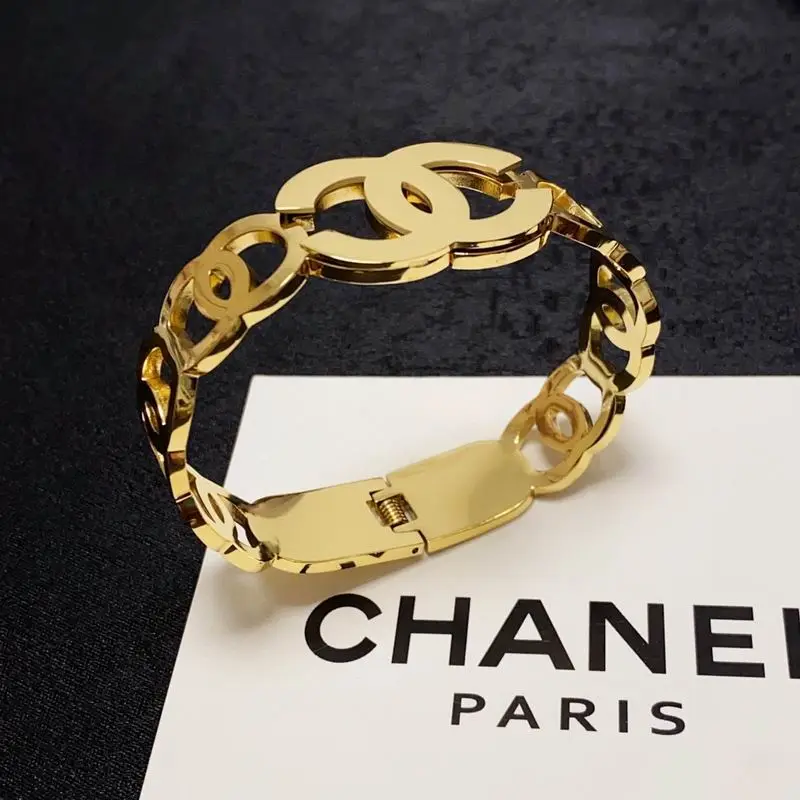 Chanel bracelet 1lyx26 (9)