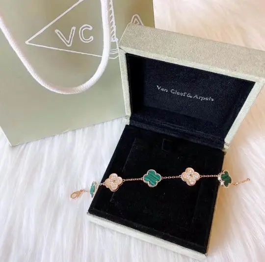 Van Cleef & Arpels bracelet 04lyh25 (1)