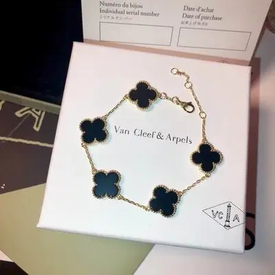 Van Cleef & Arpels bracelet08 (9)