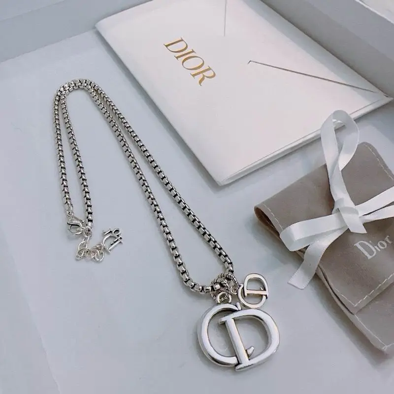 Dior Necklace 03lyh168 (1)