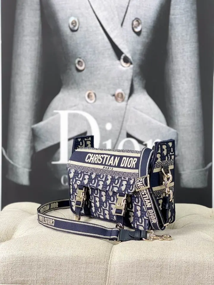 Dior Camp M1241 23x15x8cm wz (1)