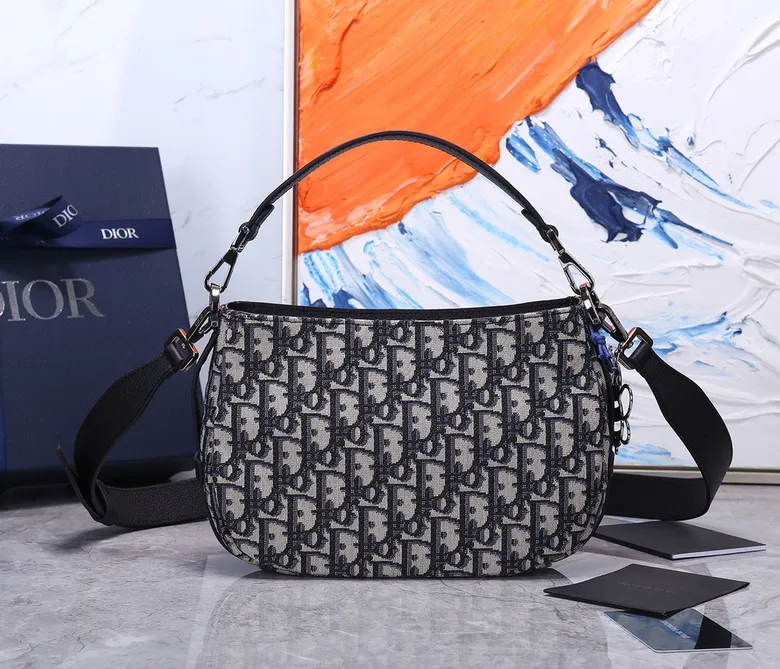 CD93315 24X17X8cm WP (1)