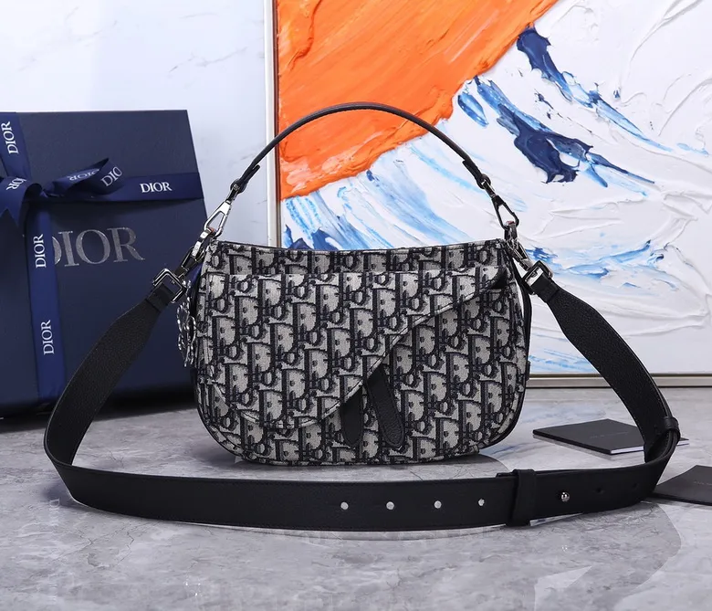 CD93315 24X17X8cm WP (1)