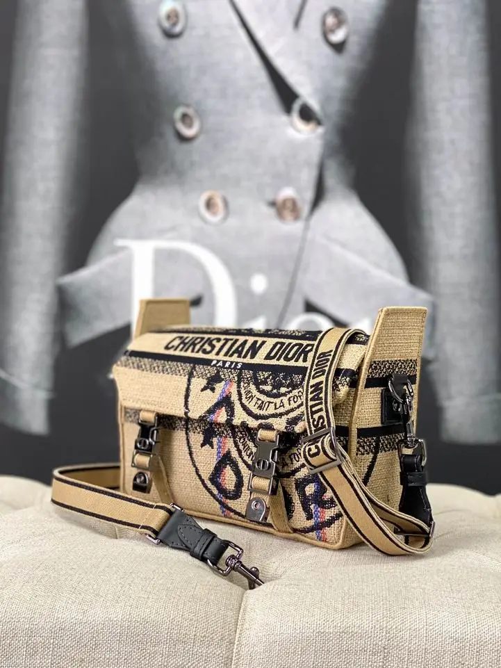 Dior Camp M1241米黄 23x15x8cm wz (1)