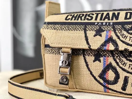 Dior Camp M1241米黄 23x15x8cm wz (1)