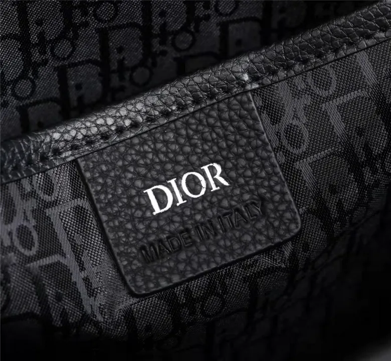 Safari 1ESSH187UMJ 28X34X8cm SC (1)