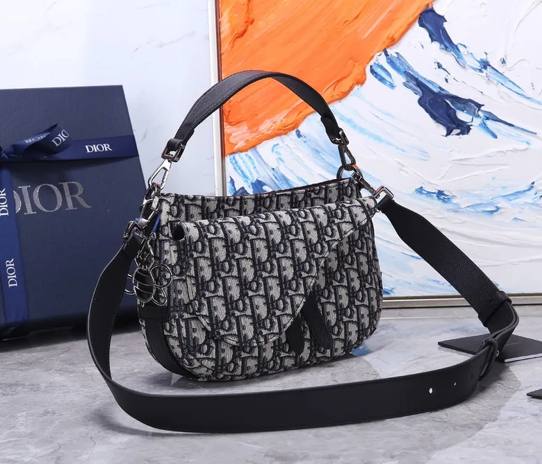 CD93315 24X17X8cm WP (1)