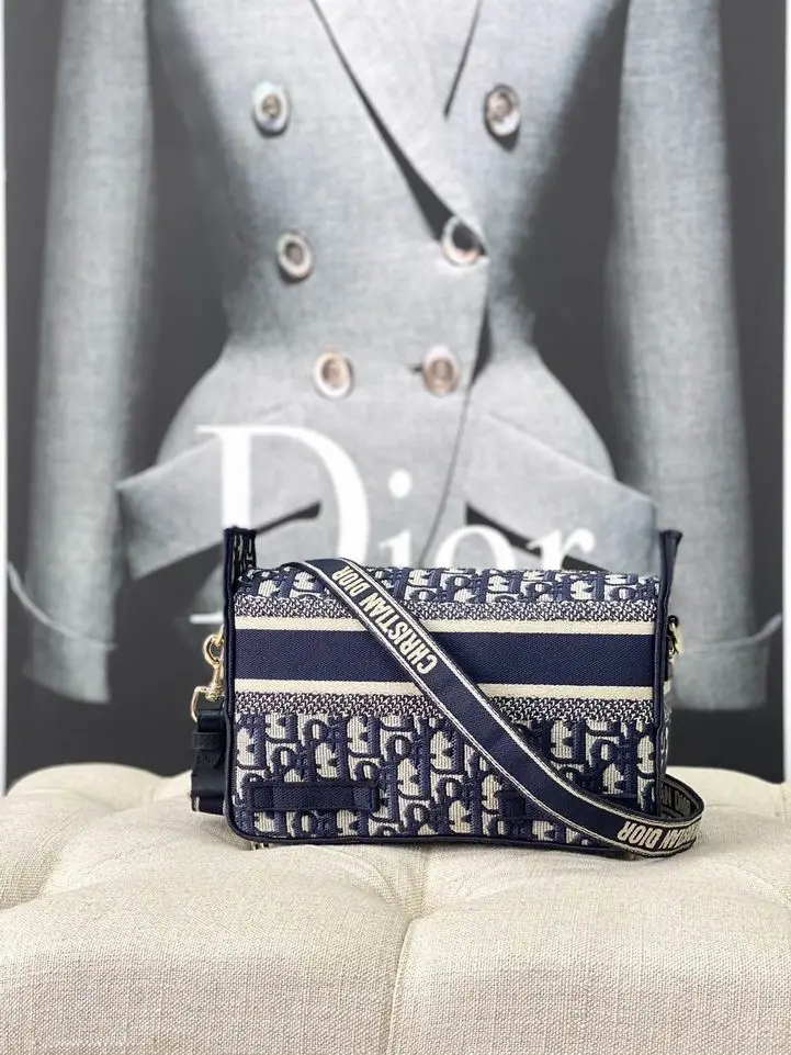 Dior Camp M1241 23x15x8cm wz (1)