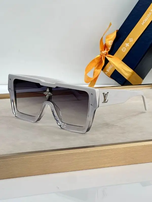 LV Glasses 08smh20 (1)